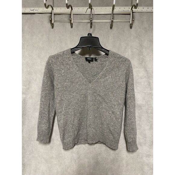 Theory Sweater Women Sz M Gray Cashmere V Neck Pullover Lightweight 3/4 Sleeves‎ - Picture 1 of 9